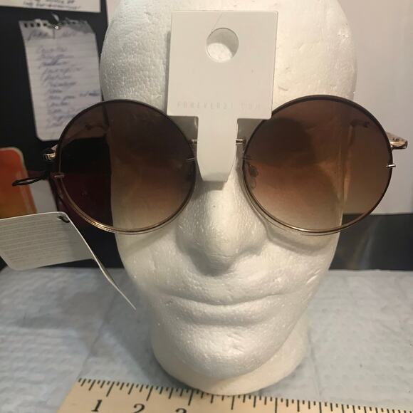 FOREVER 21 SUNGLASSES  ROUND NWT - Picture 3 of 9
